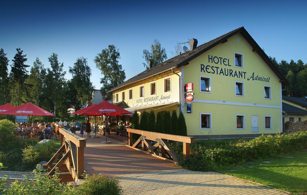 Hotel Admiral Lipno nad Vltavou Exterior photo